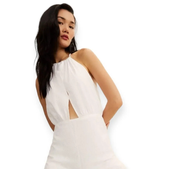 STRADIVARIUS | White | SWISS EMBROIDERY JUMPSUIT - Picture 3 of 10